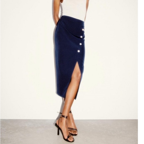 NWT Zara navy skirt with sparkle buttons and asymmetrical front size S - Picture 13 of 13